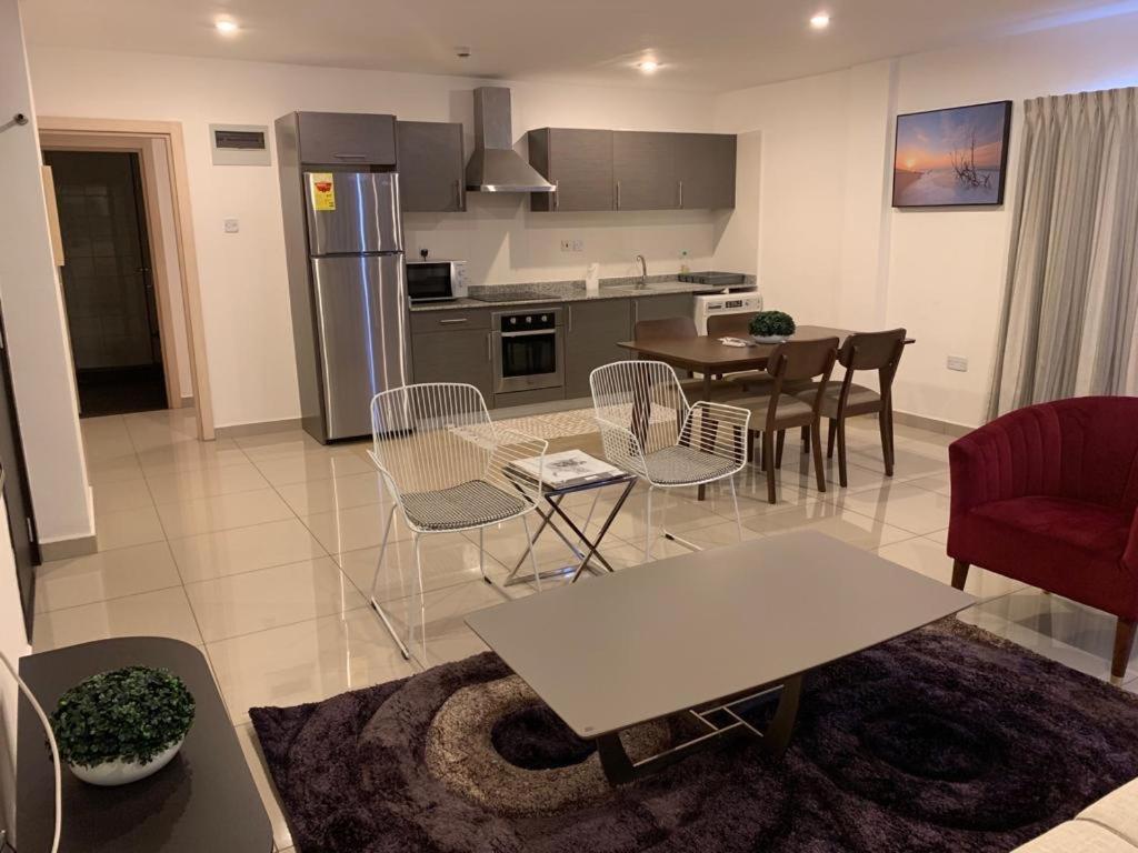 The Gallery Luxury Apartments Аккра Экстерьер фото